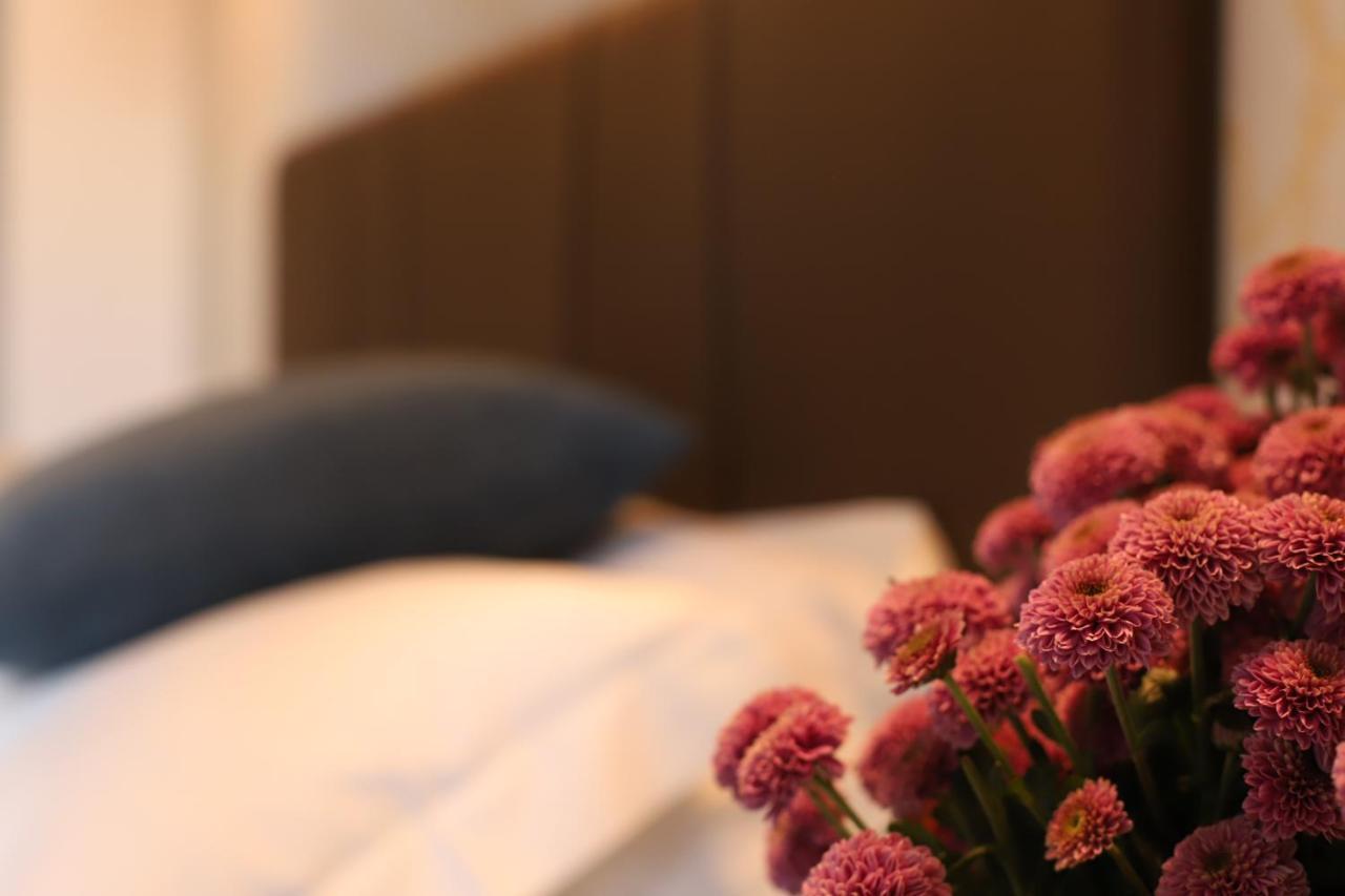 Luxury Suites Rocopom - Lake Front Malgrate Eksteriør bilde