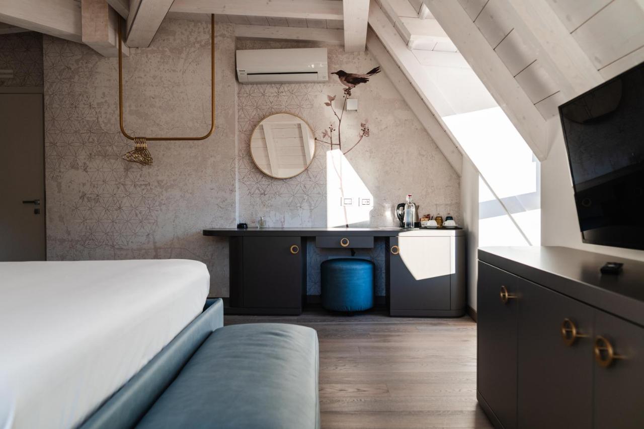 Luxury Suites Rocopom - Lake Front Malgrate Eksteriør bilde