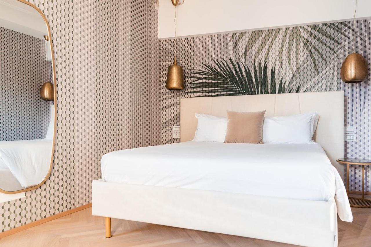 Luxury Suites Rocopom - Lake Front Malgrate Eksteriør bilde