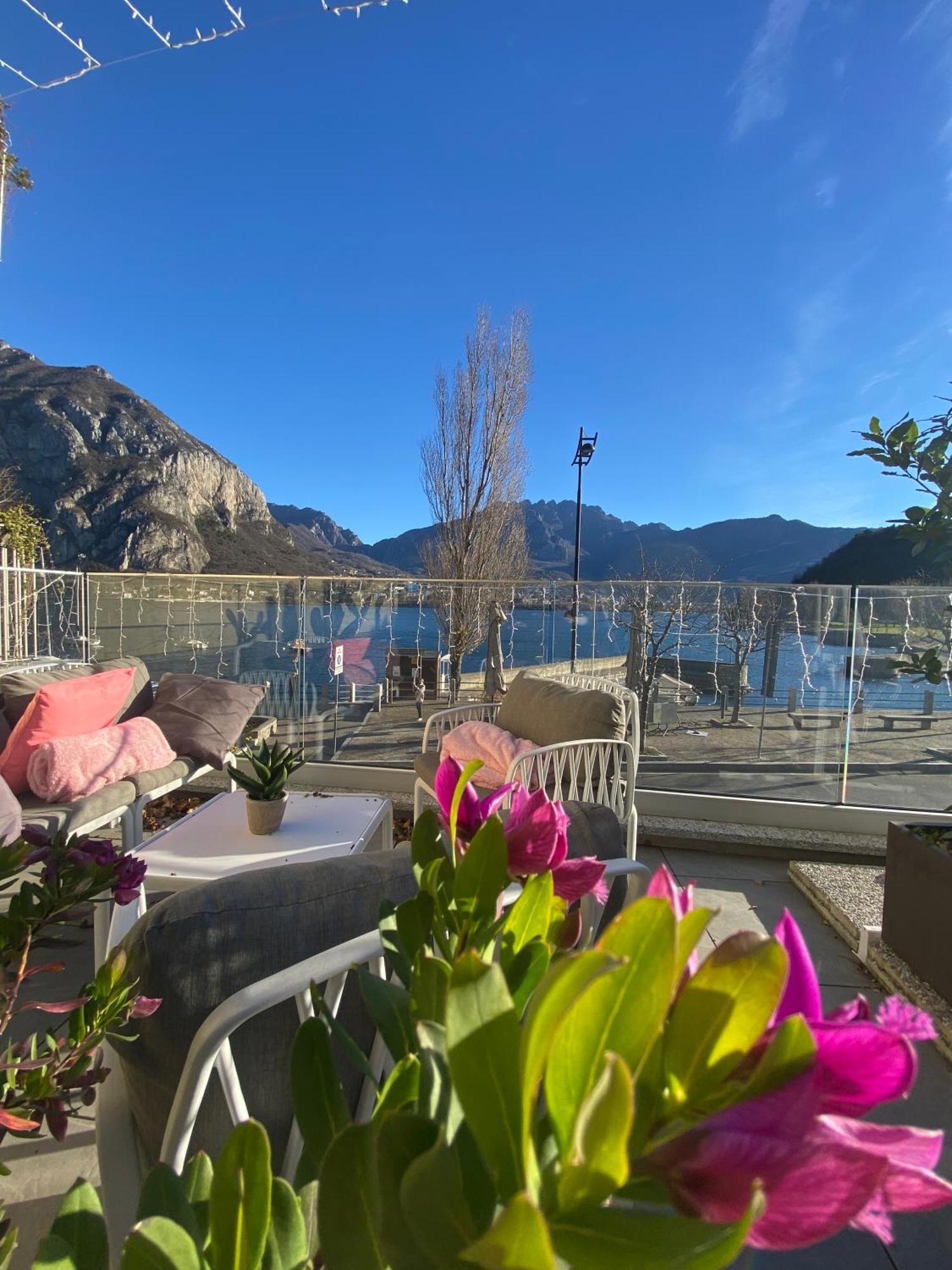 Luxury Suites Rocopom - Lake Front Malgrate Eksteriør bilde